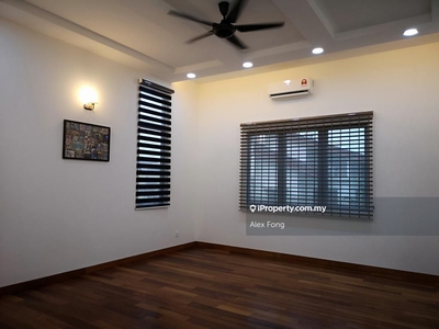 3 Storey Bungalow House For Sale