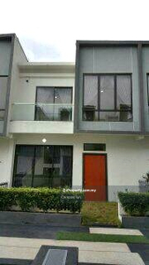 3-Storey Terrace @ Seri Kembangan