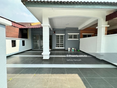 Facing Open Renovated Single Storey Terrace Taman Sri Tanjung Semenyih