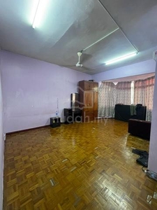 Great, clean and good location Apartment near Subang airport