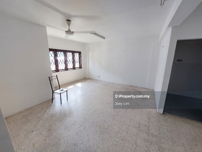 Ground Floor Apartment Bunga Raya Sri Inai Deluxe @ Pandan Indah