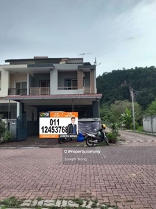 Gunung Rapat Double Storey House For Rent