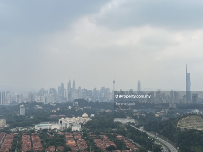 It is a lovely unit with a stunning KL skyline view.