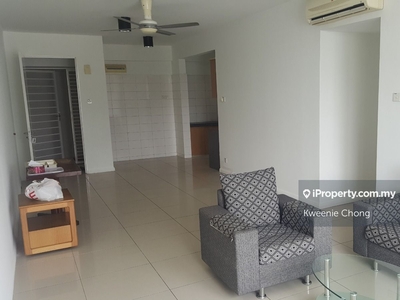 Midfields @ Sungai Besi / Partially Furnished / 3r2b For Sale