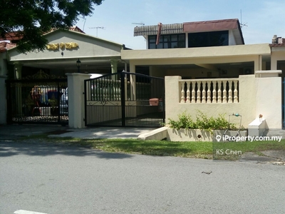 One and half Storey House in Jalan SS 3 Petaling Jaya For Rent