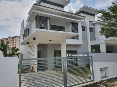 Semi-detached villa for Rent