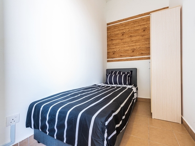 SUNGAI BESI ️Single Room Available in The Vyen Residence with facilities【❌ZERO Deposit】
