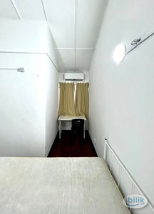 ✨Attached Shared Bathroom✨ Medium AC room for rent at SS2, Petaling Jaya
