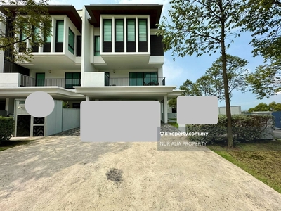 Corner lot 3.5 Storey Superlink Terrace Duta Villa Setia Alam