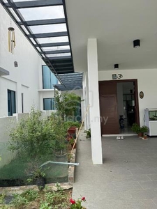 Corner lot Semi-D House near S2, Sendayan 65x100 fully furnished
