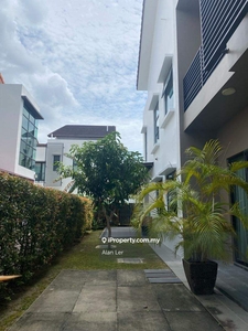 East Ledang Fully Renovated 2 storey Bungalow unit For Sale