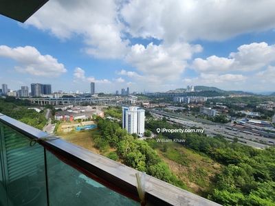 KL view! Low density well maintained big size unit for sale