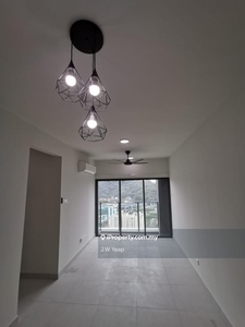 Maxim Majestic 3r2b 1cp Partly Furnished near MRT Taman Connaught