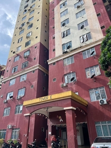 Mentari Court Apartment Petaling Jaya