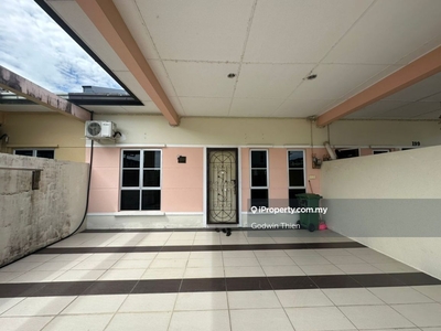 Muara Tuang Single-Storey Intermediate House for Rent