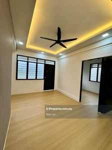 Perling Renovated Flat unit For Sale @ Low Floor