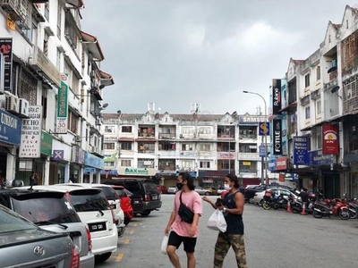 Bandar Baru Ampang- Shop Apartment near Spectrum Shopping Mall, KFC