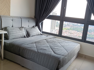 R2 Medium Room M Vertica KL City LRT & MRT Maluri Station