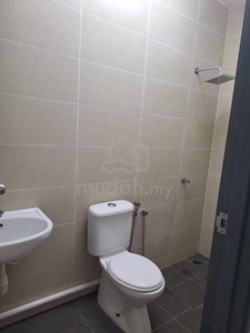 Room For Rent Single Pax | Private Bathroom | Female Only | Batu Kawan