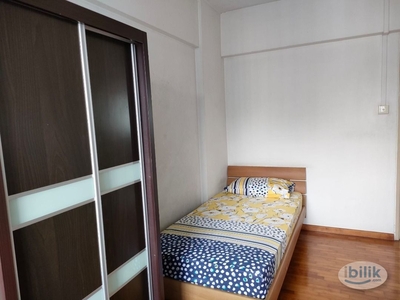 Single Room at Taman Desa Serdang, Seri Kembangan