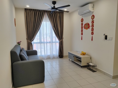 TRX Nearby & Fully Furnished Middle Room with shared bathroom for rent at Kuchai Lama