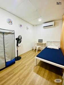 Zero Deposit Fully Furnished Single Room, Utilities Included, Surround by Shops & Eateries