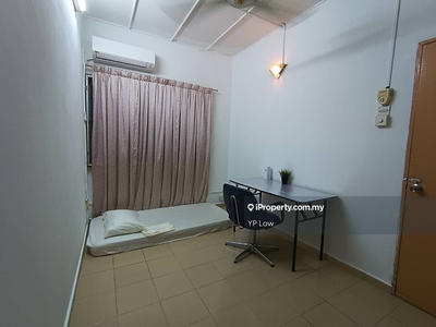 Renting Fast fully furnished room rm600 only at ss2, pj