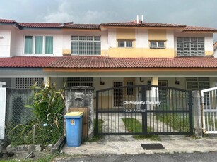 2 Storey Terrace Sp4 Bandar Saujana Putra, Jenjarom