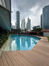 3 Bedroom Semi Furnished 2mins Walk to Petronas Twin Tower