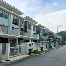 Bayu Heights 2 - 3 storey Terrace house for Sale