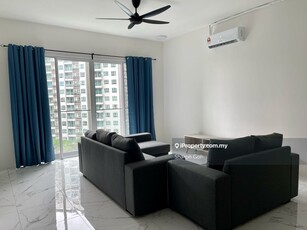 Got private lift to own unit, 2 carpark, partially furnished