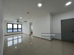 M Vertica Brand New Unit For Sell, 2 Parking, Developer unit available