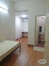 Medium Room for rent, Shah Alam Selangor (Female)