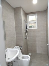 Single Room with Private Bathroom at TR Residence, Kuala Lumpur (Titiwangsa Public Transportation Hub: MRT,LRT,Monorail, Bus,Taxi)