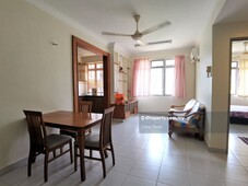 Very well maintained & nice unit!