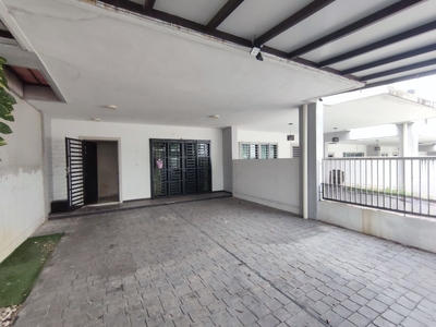 Laman Delfina Nilai Impian 2 Storey Terrace House 20x73 Renovated Extend