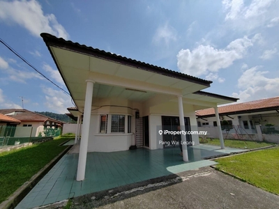 For Sale Single Storey Bungalow @Taman Acasia Country Heights, Sikamat