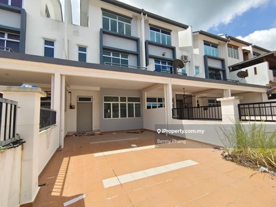 Fully Refund if loan rejected 2.5 Storey house @ Taman Pulai Mutiara