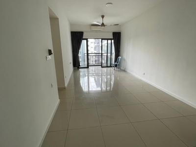 PARTIALLY FURNISHED, Suria Residence, Bukit Jelutong, Shah Alam