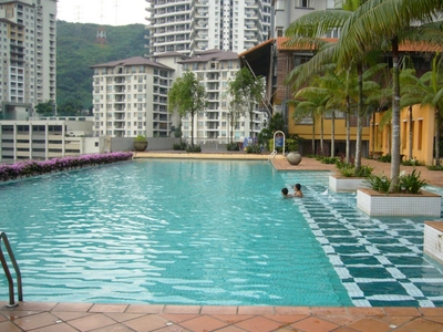 Perdana Exclusive Condo for Sales. Good condition and nice view!