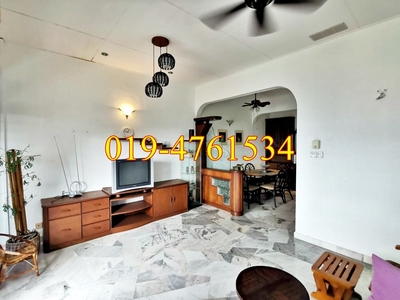 Upper Floor Unit : PEARL HILL VILLA Townhouse in Tanjung Bungah For Rent