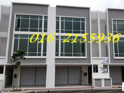 Shop-Office for sale in Seri Kembangan