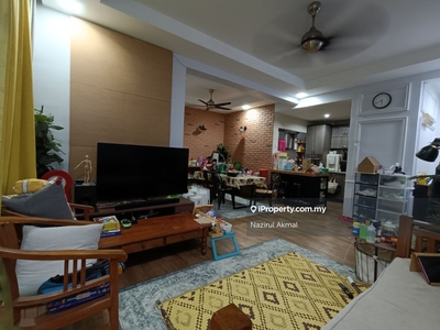 1,095 sq.ft Freehold Condominium Renjana Ampang, Selangor For Sale!