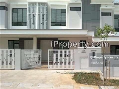 2 storey link house for sell at setia indah 13