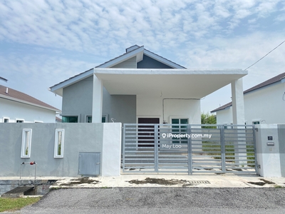 4,000 sq ft New Bungalow with 5 bedrooms at Pusing Near Town