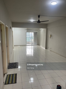 Below Market ! Tenanted / Walkind Distance to MRT & Sunway Putra Mall