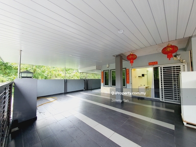 Cheap , Rare Petaling Jaya 1-Storey Corner House Fully Extended