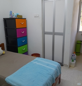 Come View this Cozy Master Room in Seputeh, near MidValley, KL Sentral, Bangsar