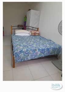Enjoy this Comfortable Master Room in Seputeh, near MidValley, KL Sentral, Bangsar