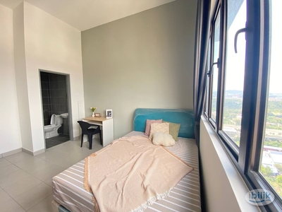 [Female Only] Rooms for Rent At Newly Built Condo: Your Ideal Location Neart MRT ️